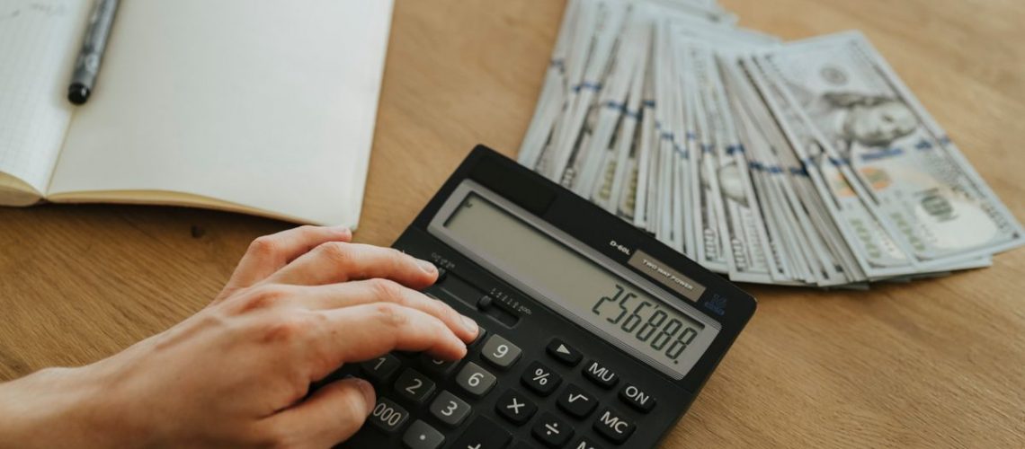 כמה משכנתא אפשר לקבל לפי שכר: טבלת יחס החזר להכנסה